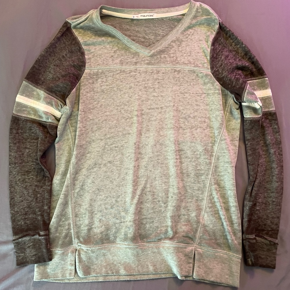 Womens Maurice’s sweater, Size 0